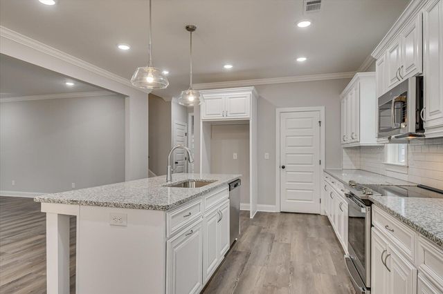 923 Walker Point Drive, Grovetown, GA 30813