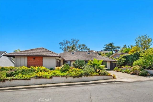 3191 Bonn, Laguna Beach, CA 92651