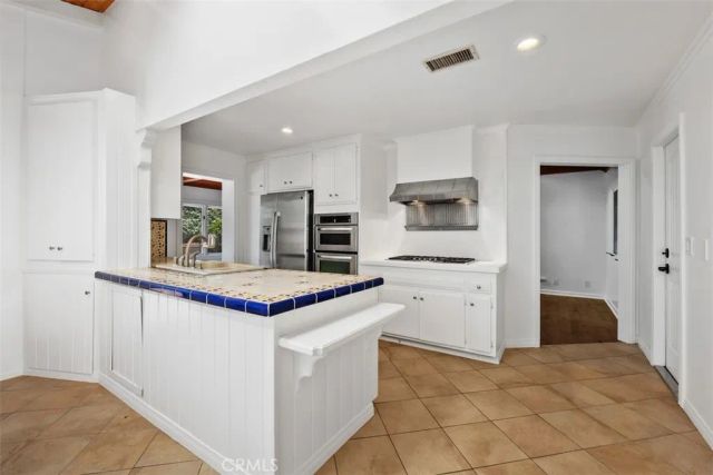3191 Bonn, Laguna Beach, CA 92651