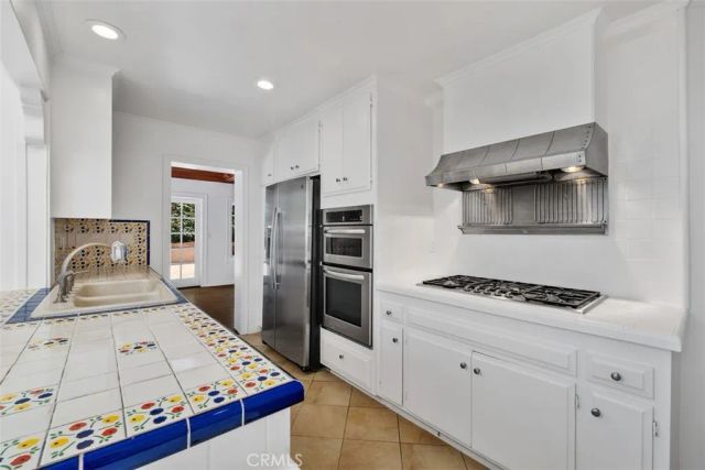 3191 Bonn, Laguna Beach, CA 92651