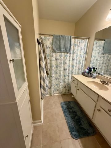 380 Marshland Rd Apt B15, Hilton Head Island, SC 29926