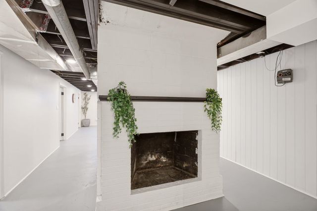 6814 N Post St, Spokane, WA 99208