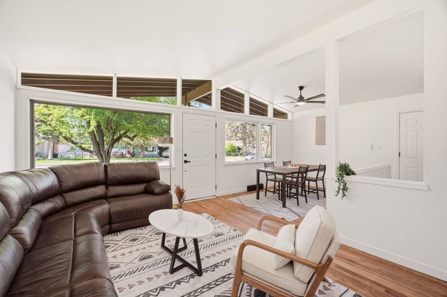 6814 N Post St, Spokane, WA 99208