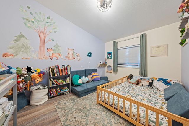 604 NE Shoshone Drive, Redmond, OR 97756