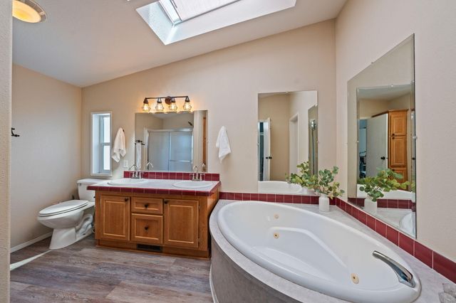 604 NE Shoshone Drive, Redmond, OR 97756