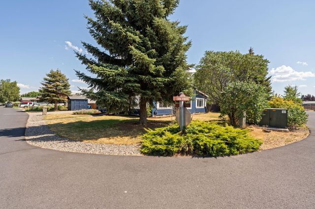 604 NE Shoshone Drive, Redmond, OR 97756