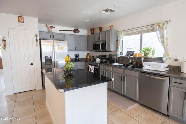 9315 W MARIPOSA Drive, Phoenix, AZ 85037