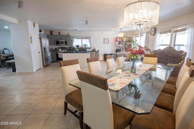 9315 W MARIPOSA Drive, Phoenix, AZ 85037