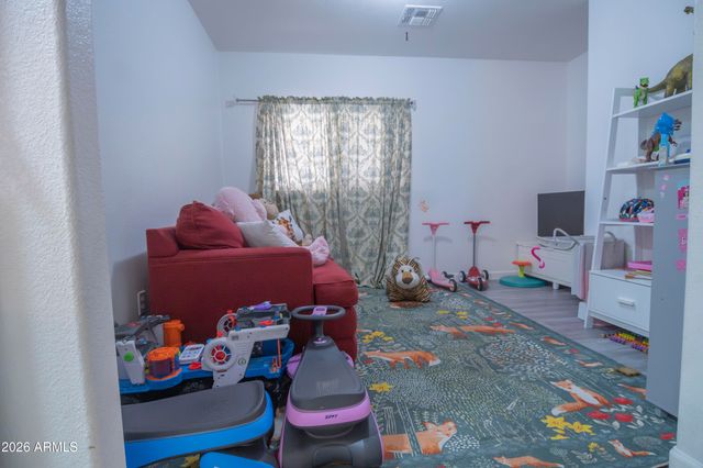 9315 W MARIPOSA Drive, Phoenix, AZ 85037