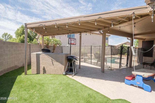 9315 W MARIPOSA Drive, Phoenix, AZ 85037
