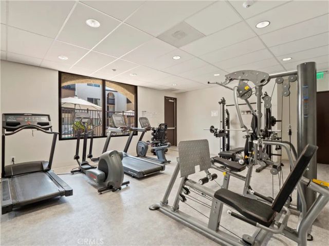 5334 Lindley Avenue 319, Encino, CA 91316