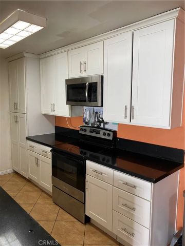 5334 Lindley Avenue 319, Encino, CA 91316