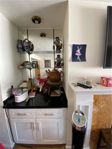 5334 Lindley Avenue 319, Encino, CA 91316