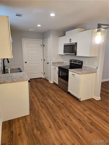 318 Short 25th E, Tuscaloosa, AL 35404