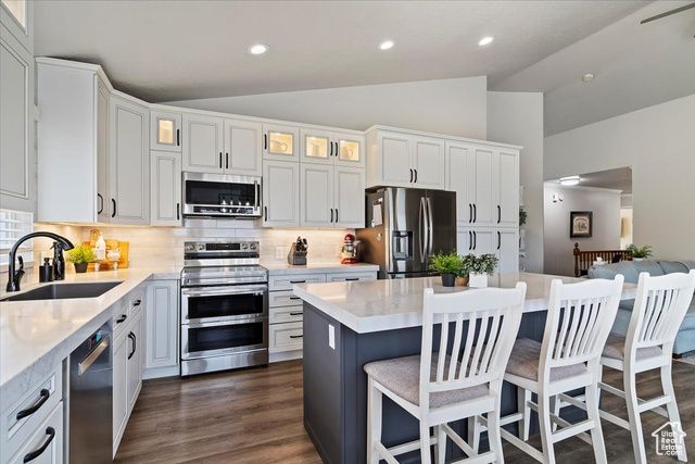 1403 GLENEAGLES DR, Syracuse, UT 84075