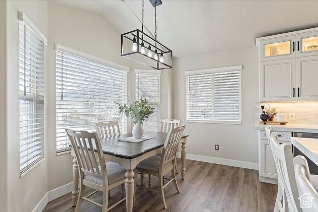 1403 GLENEAGLES DR, Syracuse, UT 84075