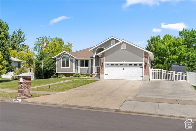 1403 GLENEAGLES DR, Syracuse, UT 84075