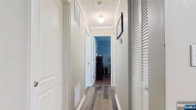 366 Cottonwood Way, Mahwah, NJ 07430