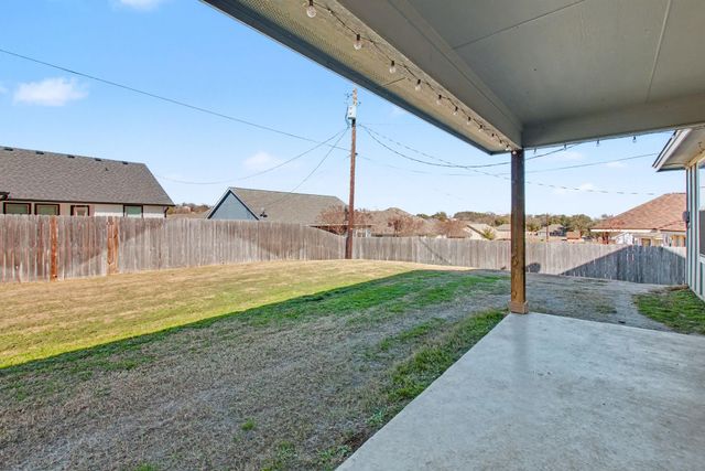 1135 Limestone DR, Lampasas, TX 76550