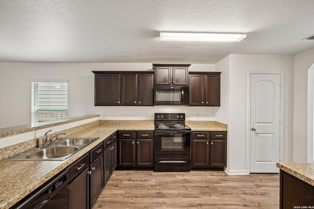 6746 Sabinal, San Antonio, TX 78252