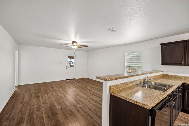 6746 Sabinal, San Antonio, TX 78252