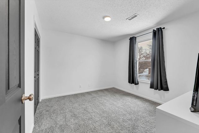 3413 Minor Dr, Clarksville, TN 37042