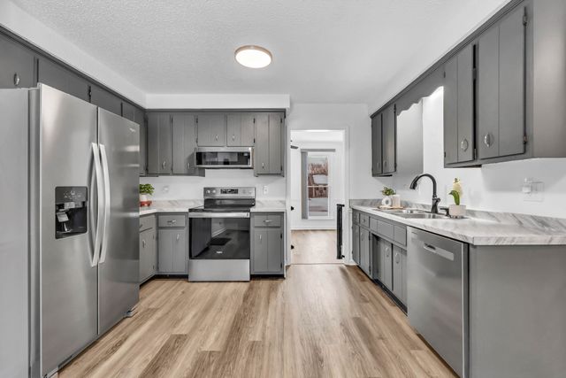 3413 Minor Dr, Clarksville, TN 37042