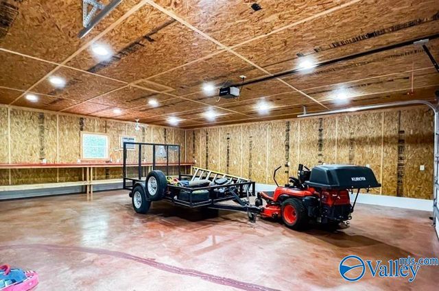 173 Forest Home Drive, Trinity, AL 35673