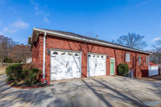 173 Forest Home Drive, Trinity, AL 35673