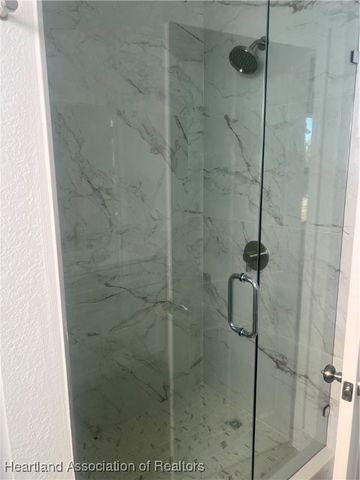 239 Pelican Avenue, Sebring, FL 33870