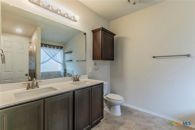 1304 Emerald Gate Drive, Temple, TX 76502