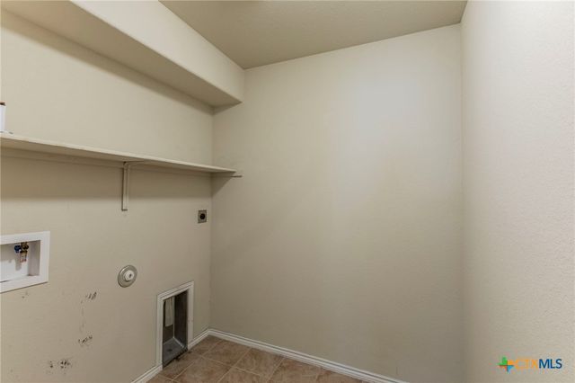 1304 Emerald Gate Drive, Temple, TX 76502