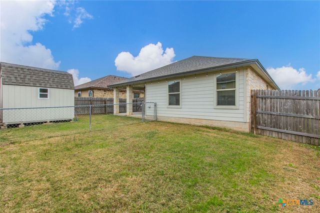 1304 Emerald Gate Drive, Temple, TX 76502