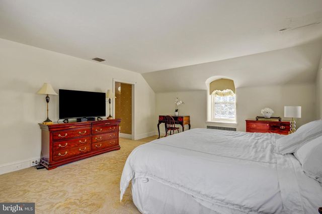 435 GARDEN LN, Bryn Mawr, PA 19010