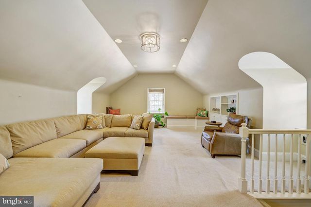 435 GARDEN LN, Bryn Mawr, PA 19010