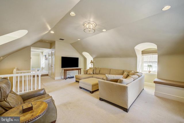 435 GARDEN LN, Bryn Mawr, PA 19010