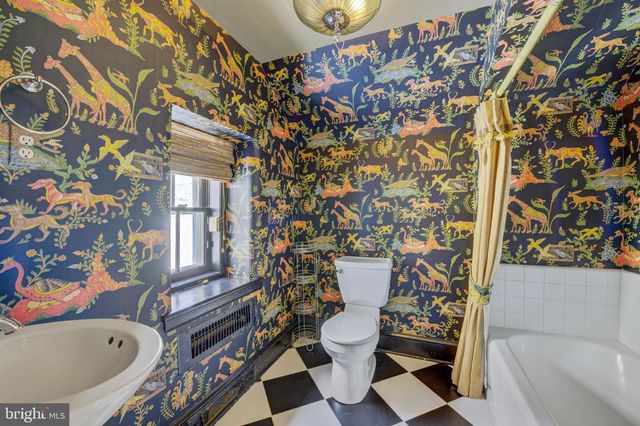 435 GARDEN LN, Bryn Mawr, PA 19010