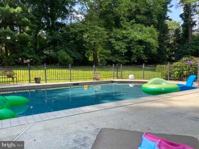 435 GARDEN LN, Bryn Mawr, PA 19010