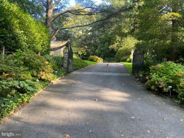 435 GARDEN LN, Bryn Mawr, PA 19010