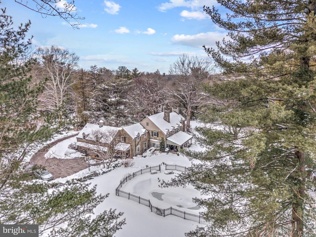 435 GARDEN LN, Bryn Mawr, PA 19010