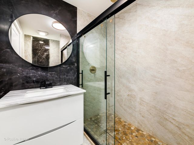 22566 W Lillian Place, Antioch, IL 60002