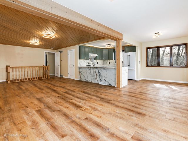 22566 W Lillian Place, Antioch, IL 60002