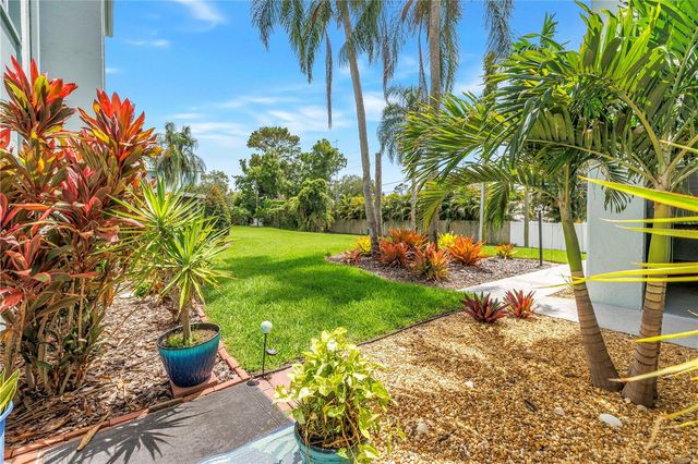 701 POINSETTIA ROAD 116, Belleair, FL 33756