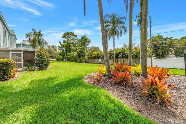 701 POINSETTIA ROAD 116, Belleair, FL 33756
