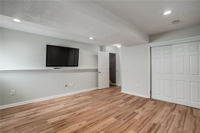 503 S 137th Place, Bonner Springs, KS 66012