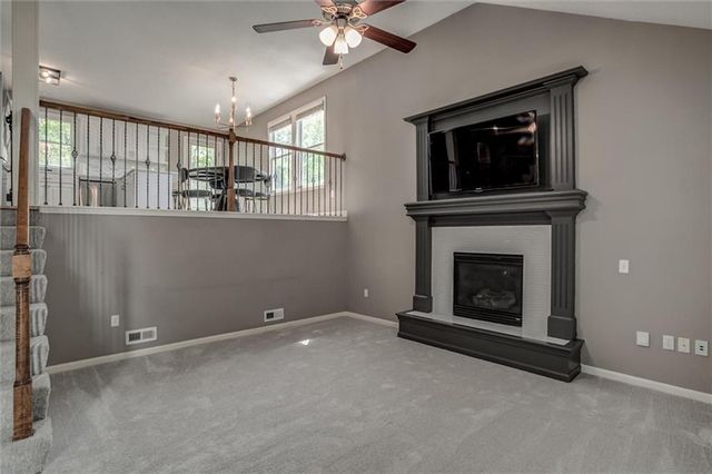 503 S 137th Place, Bonner Springs, KS 66012