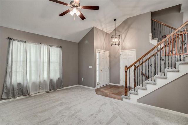 503 S 137th Place, Bonner Springs, KS 66012