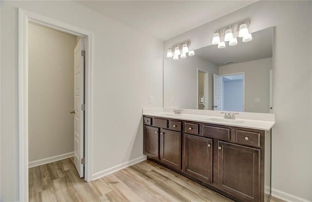 3427 Iron Hearth Bend, Snellville, GA 30039