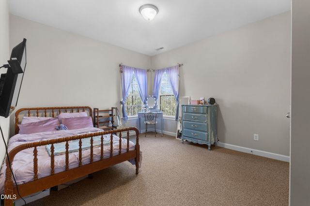 605 N Scotswood Boulevard, Hillsborough, NC 27278