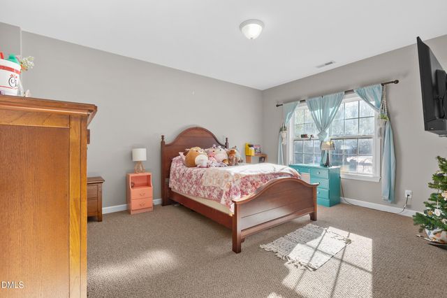 605 N Scotswood Boulevard, Hillsborough, NC 27278